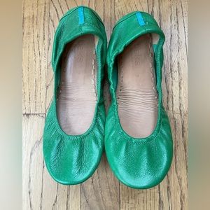 Clover Green Tieks Size 8 Women's